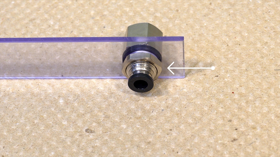 排水パーツとして使用するメス隔壁ストレートの取り付け方法