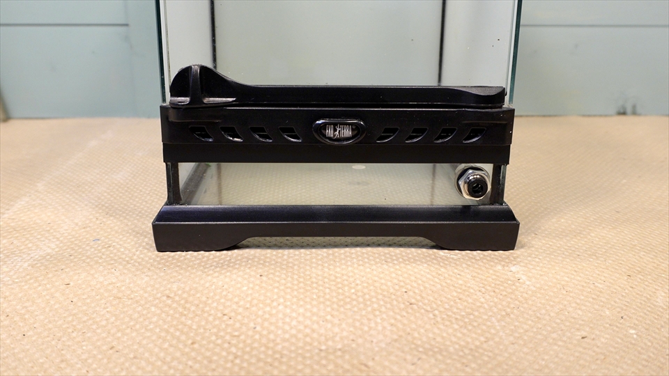 グラステラリウムの自作の排水口