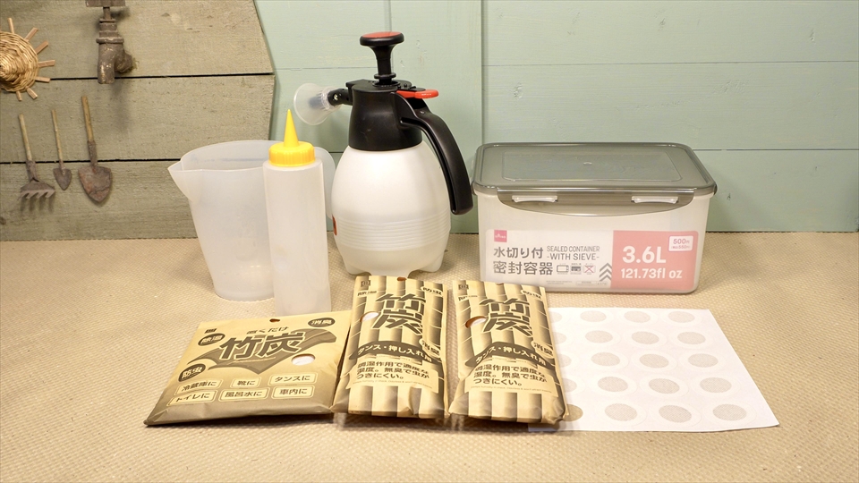 トビムシの飼い方・殖やし方・飼育用品・飼育環境・エサについてまとめました・おすすめの飼育用品