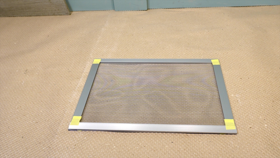 フレーム付きガラス水槽用のネット型のフタ（網蓋）を作りました