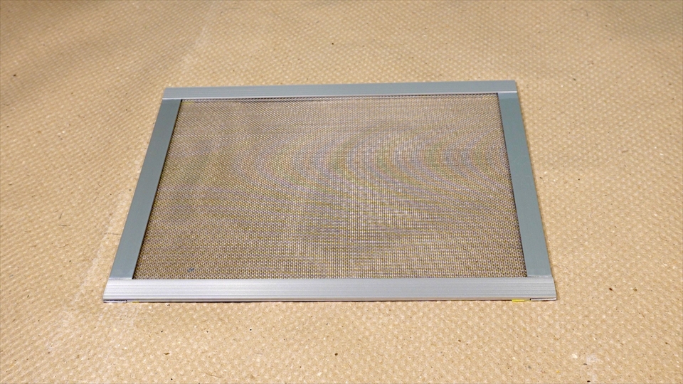 フレーム付きガラス水槽用のネット型のフタ（網蓋）の自作